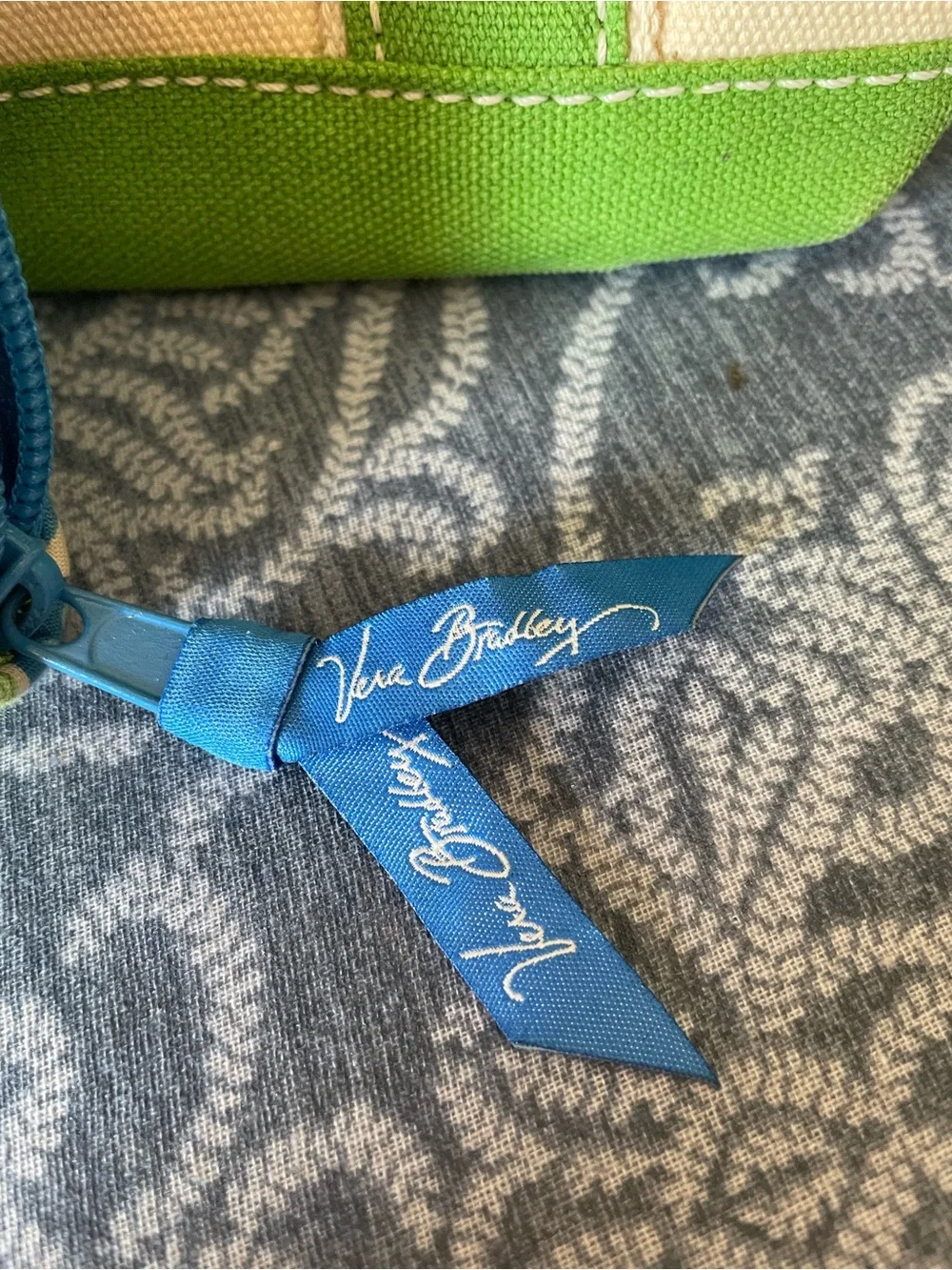 Vera Bradley Blue Ribbon Zip Pull with Lime Green Trim - Picture 3 of 4